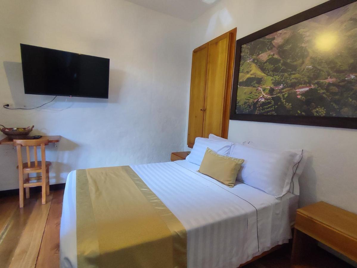 Hotel Boutique La Leyenda 1860 Salamina Buitenkant foto