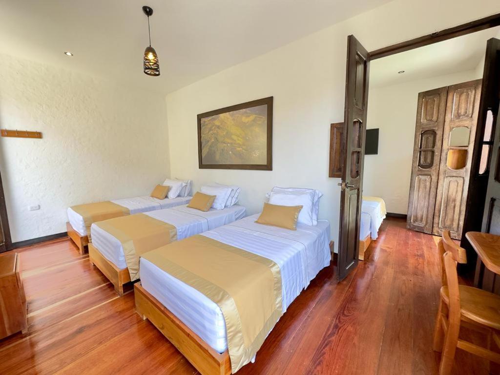 Hotel Boutique La Leyenda 1860 Salamina Buitenkant foto